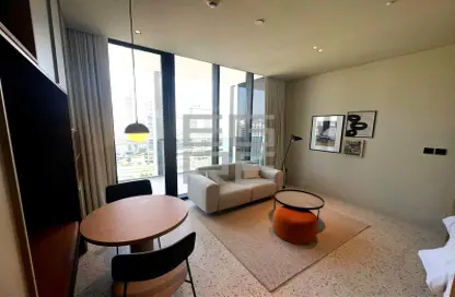 شقة - 1 حمام للبيع في رأسًا على عقب - الخليج التجاري - دبي