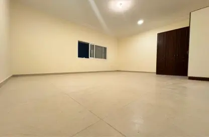 Compound - 1 Bedroom - 1 Bathroom for rent in Khalifa City - Abu Dhabi
