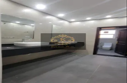 Villa - 7 Bedrooms for rent in Shakhbout City - Abu Dhabi