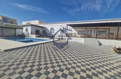 Villa - 4 Bedrooms - 4 Bathrooms for rent in Al Jazirah Al Hamra - Al Hamra Village - Ras Al Khaimah