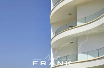 Apartment - 2 Bedrooms - 3 Bathrooms for rent in Royal Bay - Palm Jumeirah - Dubai