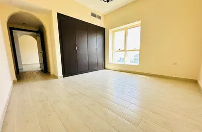 Apartment - 1 Bedroom - 2 Bathrooms for rent in Muwaileh 29 Building - Muwaileh - Sharjah