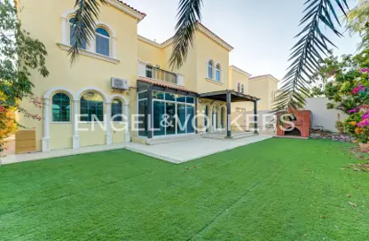 Villa - 3 Bedrooms - 5 Bathrooms for rent in Legacy - Jumeirah Park - Dubai