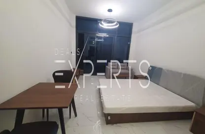 Apartment - Studio - 1 Bathroom for sale in The Gate - Masdar City - Abu Dhabi