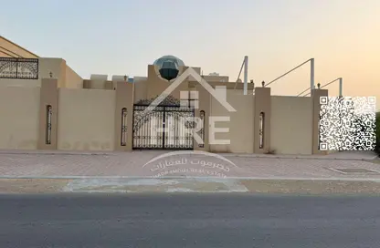 فيلا - 5 غرف نوم - 7 حمامات للايجار في 1 الجرف - الجرف - عجمان وسط المدينة - عجمان