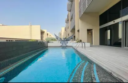 Pool image for: Townhouse - 4 Bedrooms - 6 Bathrooms for rent in Al Muneera - Al Raha Beach - Abu Dhabi, Image 1