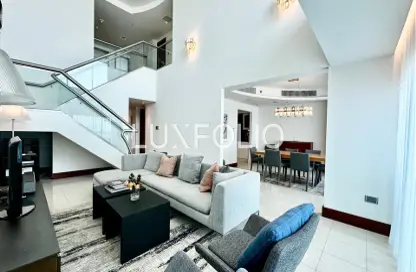 Apartment - 3 Bedrooms - 4 Bathrooms for rent in Jumeirah Living - World Trade Centre Residence - World Trade Center - Dubai