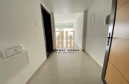 Apartment - 1 Bedroom - 2 Bathrooms for rent in Al Taawun - Sharjah