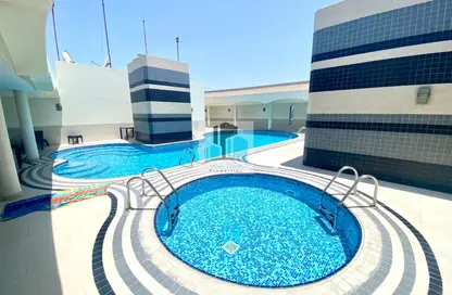 Apartment - 2 Bedrooms - 2 Bathrooms for rent in Rafiqa Al Qubaisi Building - Defense Road - Abu Dhabi