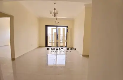 Apartment - 1 Bedroom - 2 Bathrooms for rent in Muwaileh 29 Building - Muwaileh - Sharjah