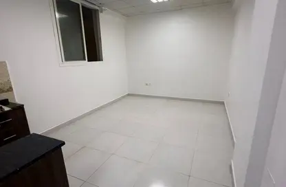 Apartment - Studio - 1 Bathroom for rent in Al Jurf - Ajman Downtown - Ajman