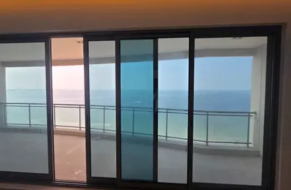 شقة - 3 غرف نوم - 5 حمامات للبيع في كورنيش الخان - الخان - الشارقة