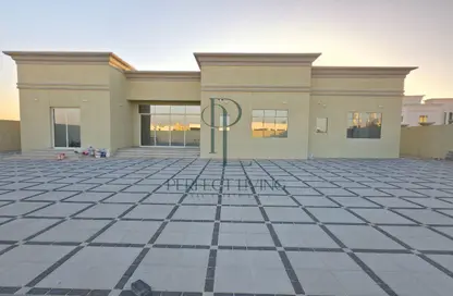 فيلا - 4 غرف نوم - 5 حمامات للايجار في ند الشيبا فيلاز - ند الشبا 3 - ند الشبا - دبي