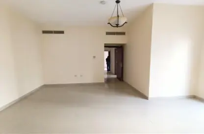 Empty Room image for: Apartment - 2 Bedrooms - 2 Bathrooms for rent in SG Muwaileh Building - Muwaileh - Sharjah, Image 1
