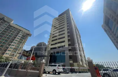Apartment - 2 Bedrooms - 2 Bathrooms for sale in Olympic Park 4 - Olympic Park Towers - Dubai Sports City - Dubai