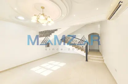 Empty Room image for: Villa - 6 Bedrooms - 4 Bathrooms for rent in Baniyas East - Baniyas - Abu Dhabi, Image 1