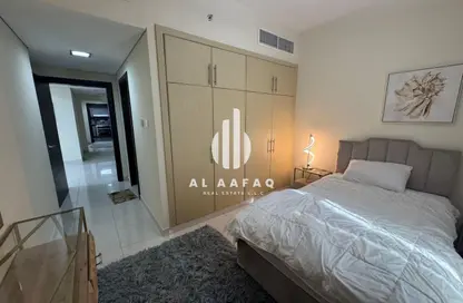 Apartment - 3 Bedrooms - 4 Bathrooms for rent in Al Khan - Sharjah