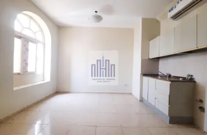 Apartment - Studio - 1 Bathroom for rent in Fire Station Road - Muwaileh - Sharjah