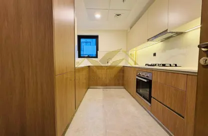 Apartment - 1 Bedroom - 2 Bathrooms for rent in Jumeirah Garden City - Al Satwa - Dubai