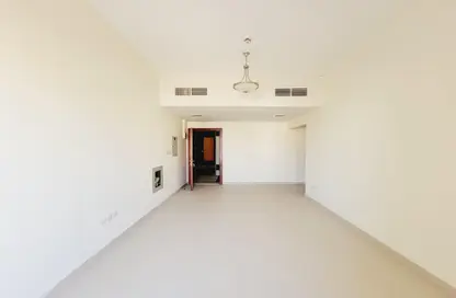 Empty Room image for: Apartment - 1 Bedroom - 2 Bathrooms for rent in Hoshi 1 - Hoshi - Al Badie - Sharjah, Image 1