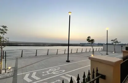 Apartment - 4 Bedrooms - 5 Bathrooms for rent in Luluat Al Raha - Al Raha Beach - Abu Dhabi