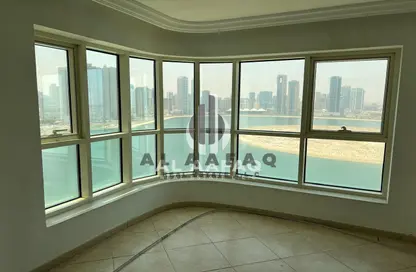 Apartment - 3 Bedrooms - 4 Bathrooms for rent in Al Khan Corniche - Al Khan - Sharjah