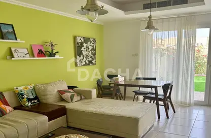 Villa - 2 Bedrooms - 3 Bathrooms for sale in Springs 8 - The Springs - Dubai