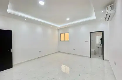 شقة - 3 غرف نوم - 3 حمامات للايجار في مدينة الرياض - أبوظبي