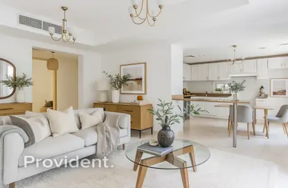 Villa - 2 Bedrooms - 3 Bathrooms for sale in Springs 11 - The Springs - Dubai
