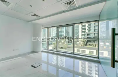 Office Space - Studio - 1 Bathroom for rent in The Binary Tower - Business Bay - Dubai
