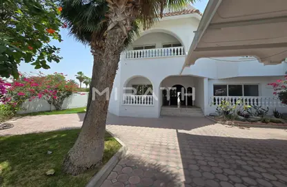 Villa - 4 Bedrooms - 4 Bathrooms for rent in Al Manara - Dubai