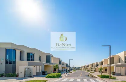 Outdoor Building image for: Townhouse - 4 Bedrooms - 4 Bathrooms for sale in Maple 3 - Maple at Dubai Hills Estate - Dubai Hills Estate - Dubai, Image 1