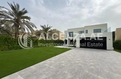 فيلا - 5 غرف نوم - 6 حمامات للبيع في جزر الجميرا - دبي