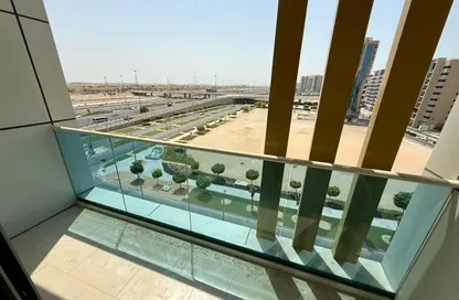 Apartment - 3 Bedrooms - 4 Bathrooms for rent in Al Seef - Al Raha Beach - Abu Dhabi