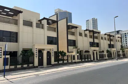 Villa - 3 Bedrooms - 4 Bathrooms for rent in District 11 - Jumeirah Village Circle - Dubai