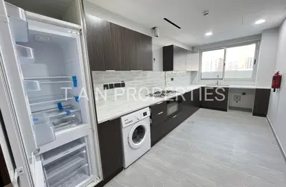 Apartment - 3 Bedrooms - 5 Bathrooms for rent in Mankhool 455 - Mankhool - Bur Dubai - Dubai