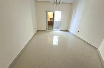 شقة - غرفة نوم - 1 حمام للايجار في التعاون - الشارقة