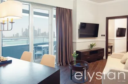 Living / Dining Room image for: Apartment - 1 Bathroom for rent in Dukes The Palm - Palm Jumeirah - Dubai, Image 1
