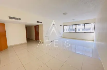 Apartment - 2 Bedrooms - 2 Bathrooms for rent in Golden Sands 1 - Mankhool - Bur Dubai - Dubai