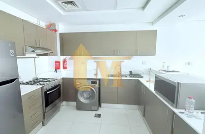Apartment - 1 Bedroom - 2 Bathrooms for sale in Topaz Residences - Dubai Silicon Oasis - Dubai