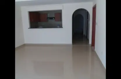 شقة - غرفة نوم - 2 حمامات للايجار في تفريعة القنال 1 - أبراج الجولف - مدينة دبي الرياضية - دبي