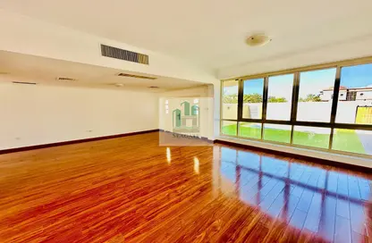 Villa - 4 Bedrooms - 5 Bathrooms for rent in Jumeirah 2 Villas - Jumeirah 2 - Jumeirah - Dubai
