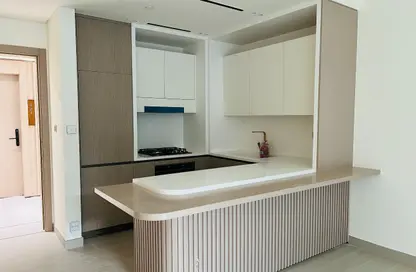 شقة - غرفة نوم - 2 حمامات للبيع في بن غاطي اورورا - قرية الجميرا سركل - دبي