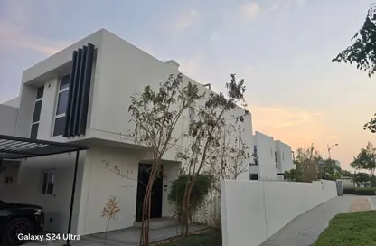 Townhouse - 3 Bedrooms - 5 Bathrooms for sale in Trixis - The Roots DAMAC Hills 2 - Damac Hills 2 - Dubai