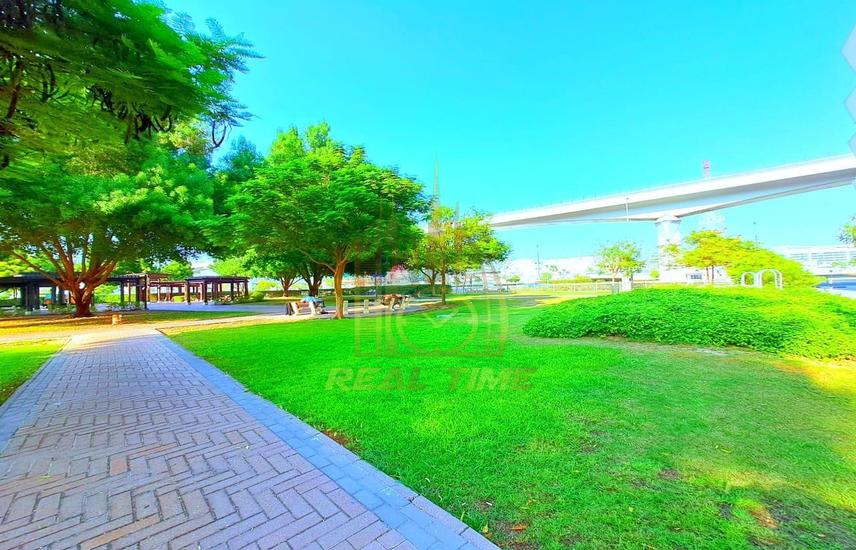 Apartment for Rent in Oud Metha Building Park View Near Metro Huge