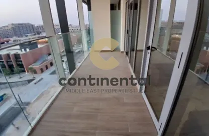 Apartment - 1 Bedroom - 2 Bathrooms for sale in Oasis 1 - Oasis Residences - Masdar City - Abu Dhabi