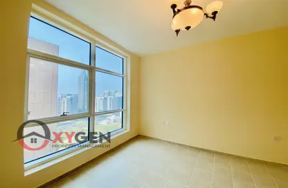 Apartment - 1 Bedroom - 2 Bathrooms for rent in Al Jazeera Towers - Hamdan Street - Abu Dhabi