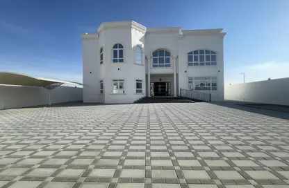 Villa - 6 Bedrooms - 7 Bathrooms for rent in Madinat Al Riyad - Abu Dhabi