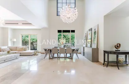 Villa - 4 Bedrooms - 5 Bathrooms for sale in Entertainment Foyer - Mediterranean Clusters - Jumeirah Islands - Dubai