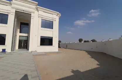 Villa - 4 Bedrooms - 6 Bathrooms for rent in Al Athbah - Wadi Al Amardi - Dubai Villa - 4 Bedrooms - 6 Bathrooms for rent in Al Athbah - Wadi Al Amardi - Dubai